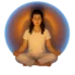 Logo der Inneren Reise, Meditierende Frau Umgeben von ihrer kreisförmigen Aura